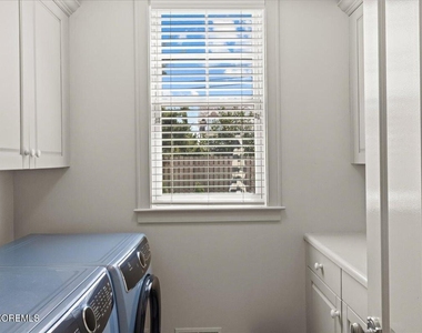 1043 Barnegat Lane - Photo Thumbnail 51