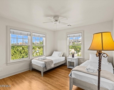 1043 Barnegat Lane - Photo Thumbnail 43