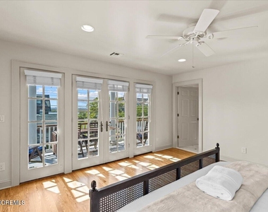 1043 Barnegat Lane - Photo Thumbnail 15