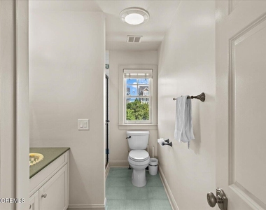1043 Barnegat Lane - Photo Thumbnail 29