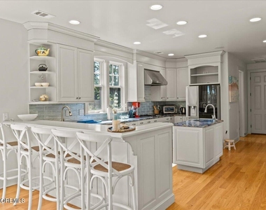 1043 Barnegat Lane - Photo Thumbnail 29