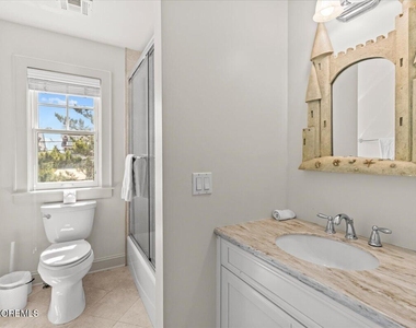 1043 Barnegat Lane - Photo Thumbnail 37