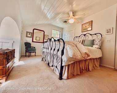 208 Passaic Avenue - Photo Thumbnail 9