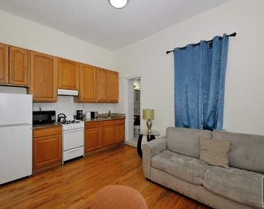 East 36 Street - Photo Thumbnail 5