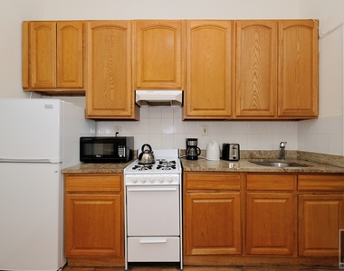 East 36 Street - Photo Thumbnail 7