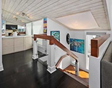 328 Shomaker Ct. - Photo Thumbnail 8