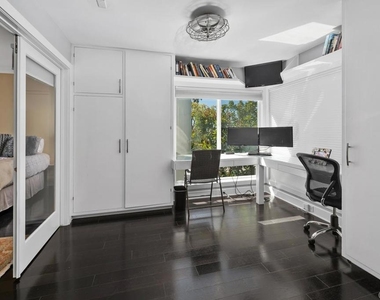 328 Shomaker Ct. - Photo Thumbnail 13