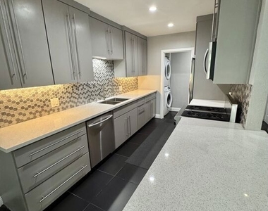 50 Elm Avenue - Photo Thumbnail 35