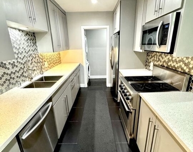 50 Elm Avenue - Photo Thumbnail 38