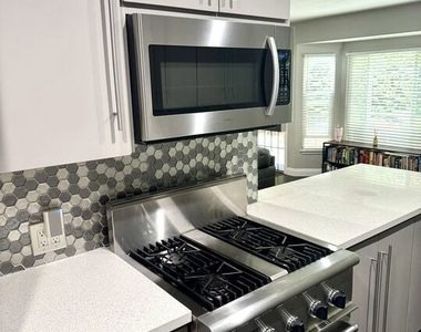 50 Elm Avenue - Photo Thumbnail 19