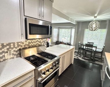 50 Elm Avenue - Photo Thumbnail 40
