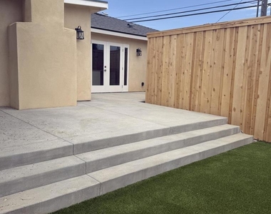 291 Ebony Avenue - Photo Thumbnail 34