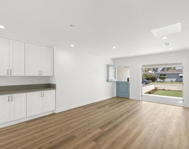 291 Ebony Avenue - Photo Thumbnail 13