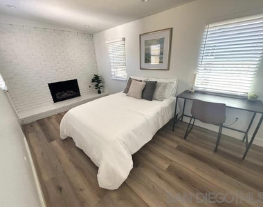 291 Ebony Avenue - Photo Thumbnail 24