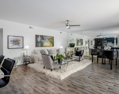 477 Desert Lakes Drive - Photo Thumbnail 3