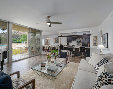 477 Desert Lakes Drive - Photo Thumbnail 5
