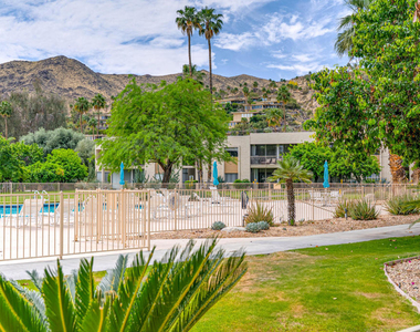 477 Desert Lakes Drive - Photo Thumbnail 38