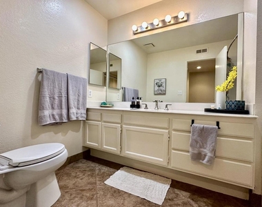 430 Sierra Madre S - Photo Thumbnail 15