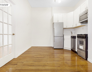 305 E 56th Street - Photo Thumbnail 3