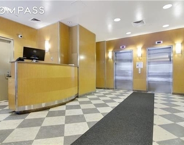 520 W 23rd Street - Photo Thumbnail 10
