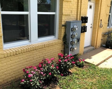 849 19th Street Ne - Photo Thumbnail 12