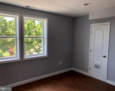 849 19th Street Ne - Photo Thumbnail 4