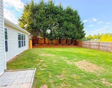 2955 Victoria Park Drive - Photo Thumbnail 26