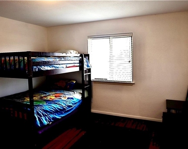 6426 Star Shadow Lane - Photo Thumbnail 21