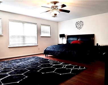 6426 Star Shadow Lane - Photo Thumbnail 26