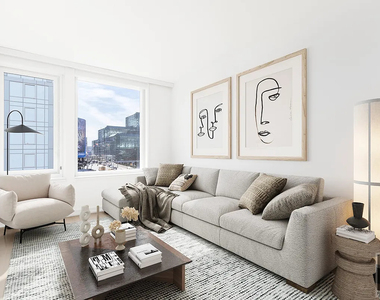 West 38th Street - Photo Thumbnail 1