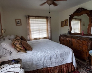 403 Finchley Court - Photo Thumbnail 15