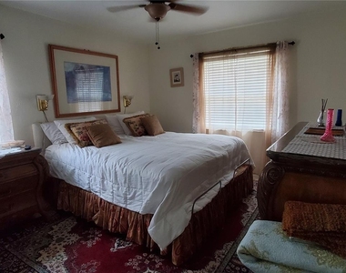 403 Finchley Court - Photo Thumbnail 16