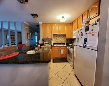 403 Finchley Court - Photo Thumbnail 10
