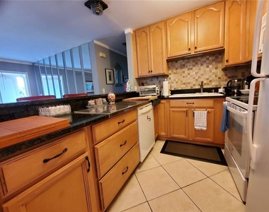 403 Finchley Court - Photo Thumbnail 9