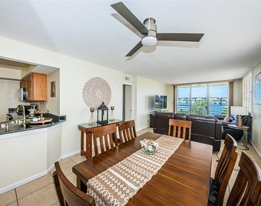 6081 Bahia Del Mar Circle - Photo Thumbnail 7