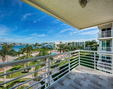 6081 Bahia Del Mar Circle - Photo Thumbnail 21