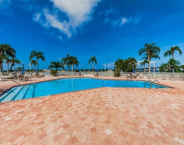 6081 Bahia Del Mar Circle - Photo Thumbnail 25