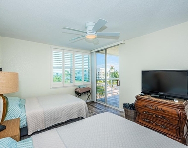 6081 Bahia Del Mar Circle - Photo Thumbnail 12