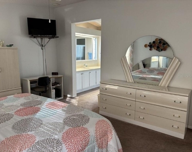 617 Webb Way - Photo Thumbnail 13