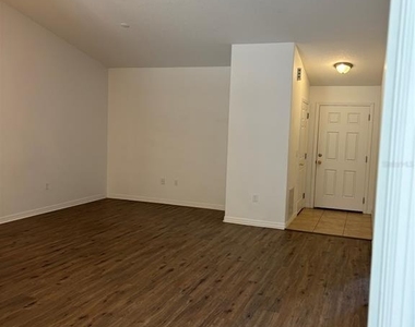 6 Wood Amber Lane - Photo Thumbnail 14