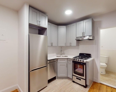 340 East 53rd Street - Photo Thumbnail 1