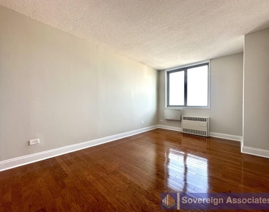 3333 Broadway - Photo Thumbnail 7