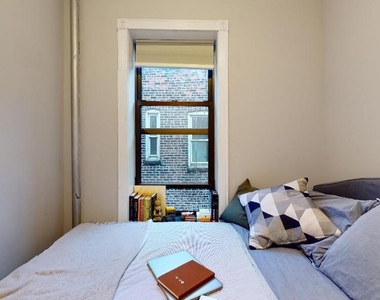 East 106th Street - Photo Thumbnail 3