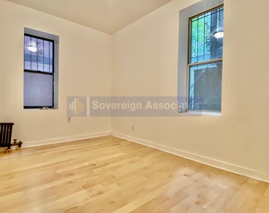 201 West 105th Street - Photo Thumbnail 1