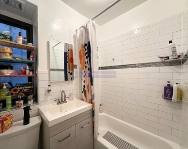 201 West 105th Street - Photo Thumbnail 8