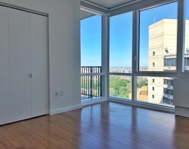 Rockwell Place - Photo Thumbnail 7