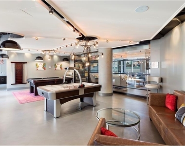 Rockwell Place - Photo Thumbnail 1