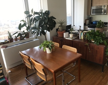66 Rockwell Place - Photo Thumbnail 2