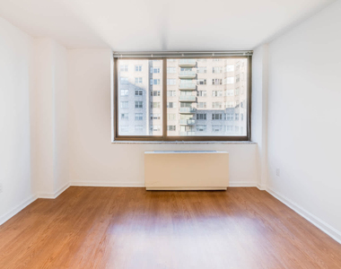 300 E. 39th St. - Photo Thumbnail 18