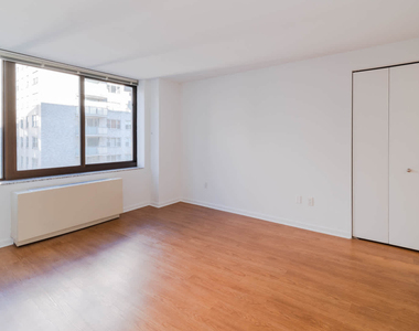 300 E. 39th St. - Photo Thumbnail 24